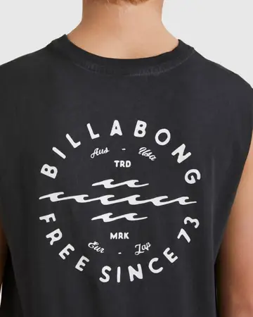 Billabong Hombre Camiseta Distraction (SURPLUS)
