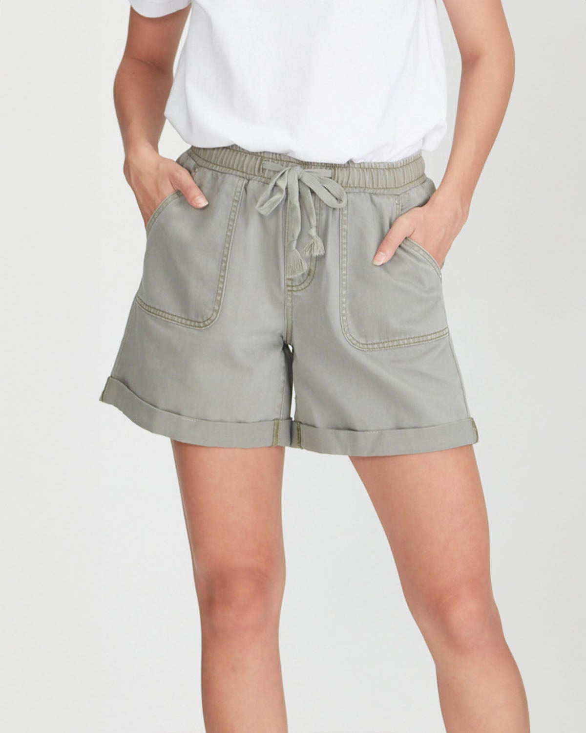 Khaki shorts nz best sale